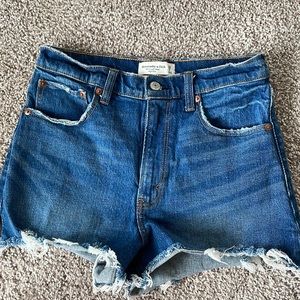 Abercrombie & Fitch Cutoff Short High Rose size 26